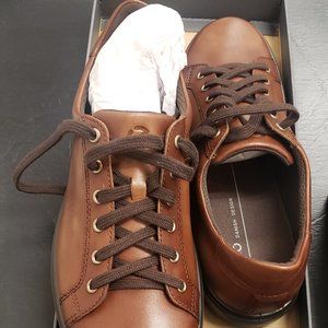 Casual Sneakers (Classic)